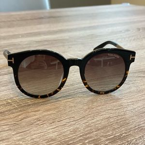 Tom Ford Janina Oversized Sunglasses TF 435 01K